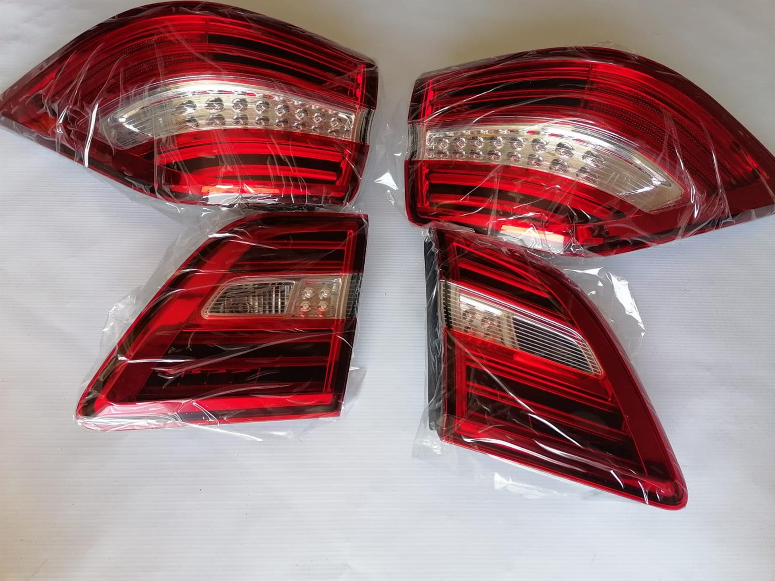 MERCEDES BENZ W166 ML250 TAILLIGHTS - Private Seller MERCEDES BENZ W166 ML250 TAILLIGHTS - Private Seller