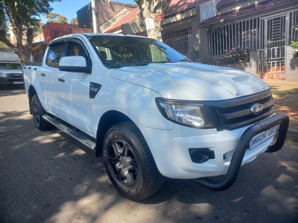 2015 FORD RANGER 2.2 DIESEL, DOUBLE CAB BAKKIE, MANUAL, WHITE COLOR, MILEAGE 97000KMS