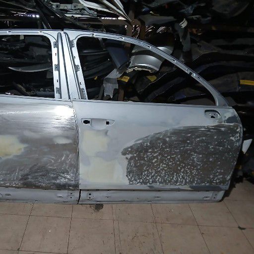 vw touran door - Private Seller vw touran door - Private Seller
