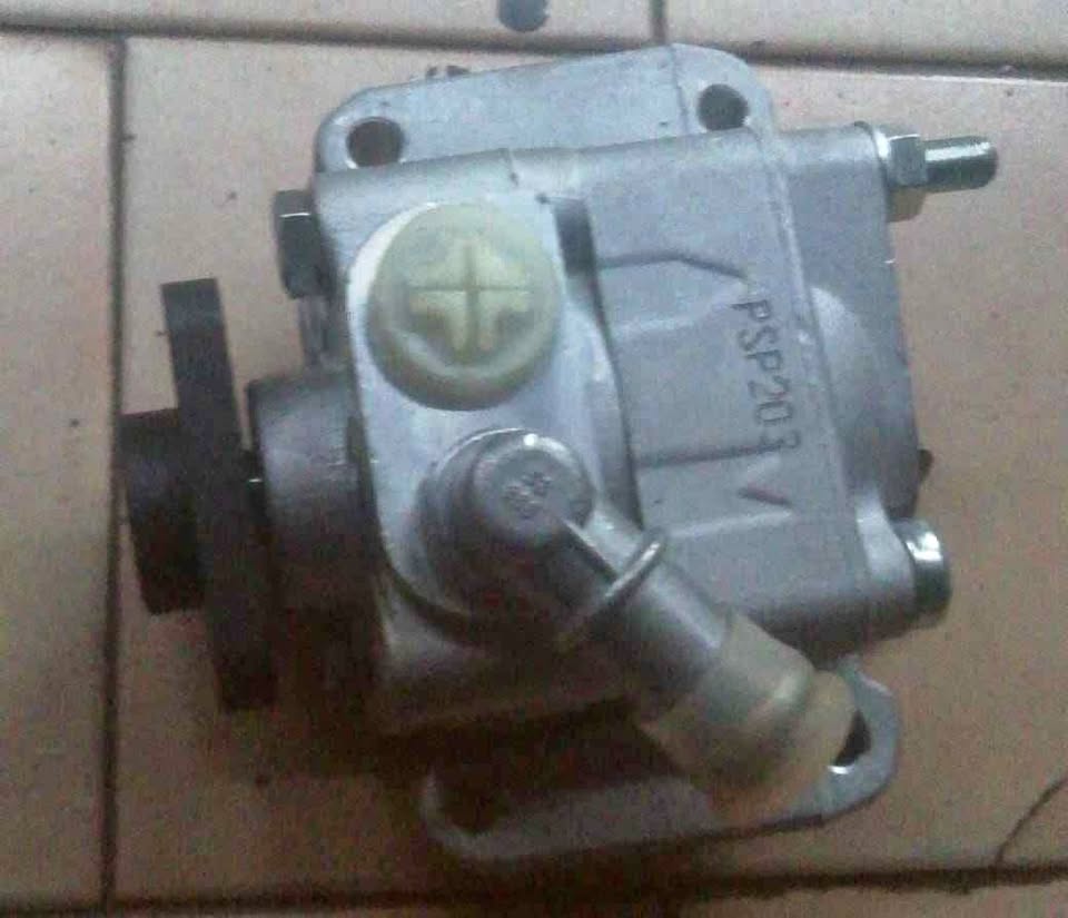 BMW E90 320i n46 power steering pump(4cylinder) - Private Seller BMW E90 320i n46 power steering pump(4cylinder) - Private Seller