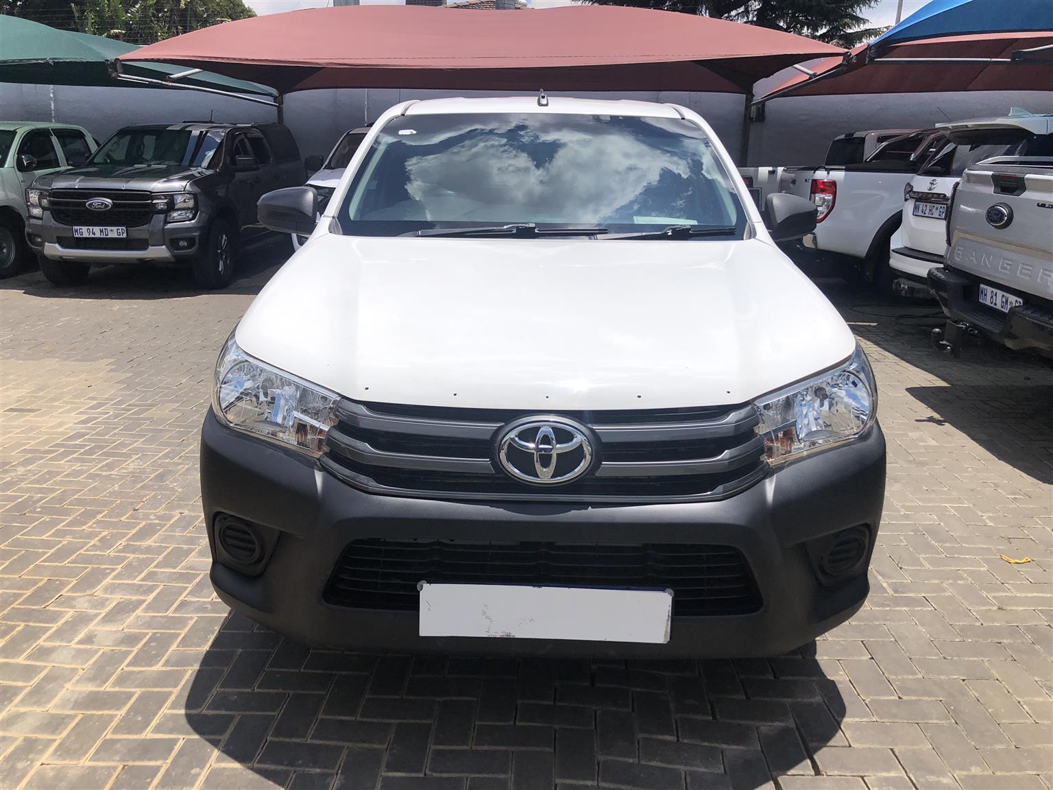 Used 2021 Toyota Hilux 2.4GD S (aircon) - Private Seller Used 2021 Toyota Hilux 2.4GD S (aircon) - Private Seller