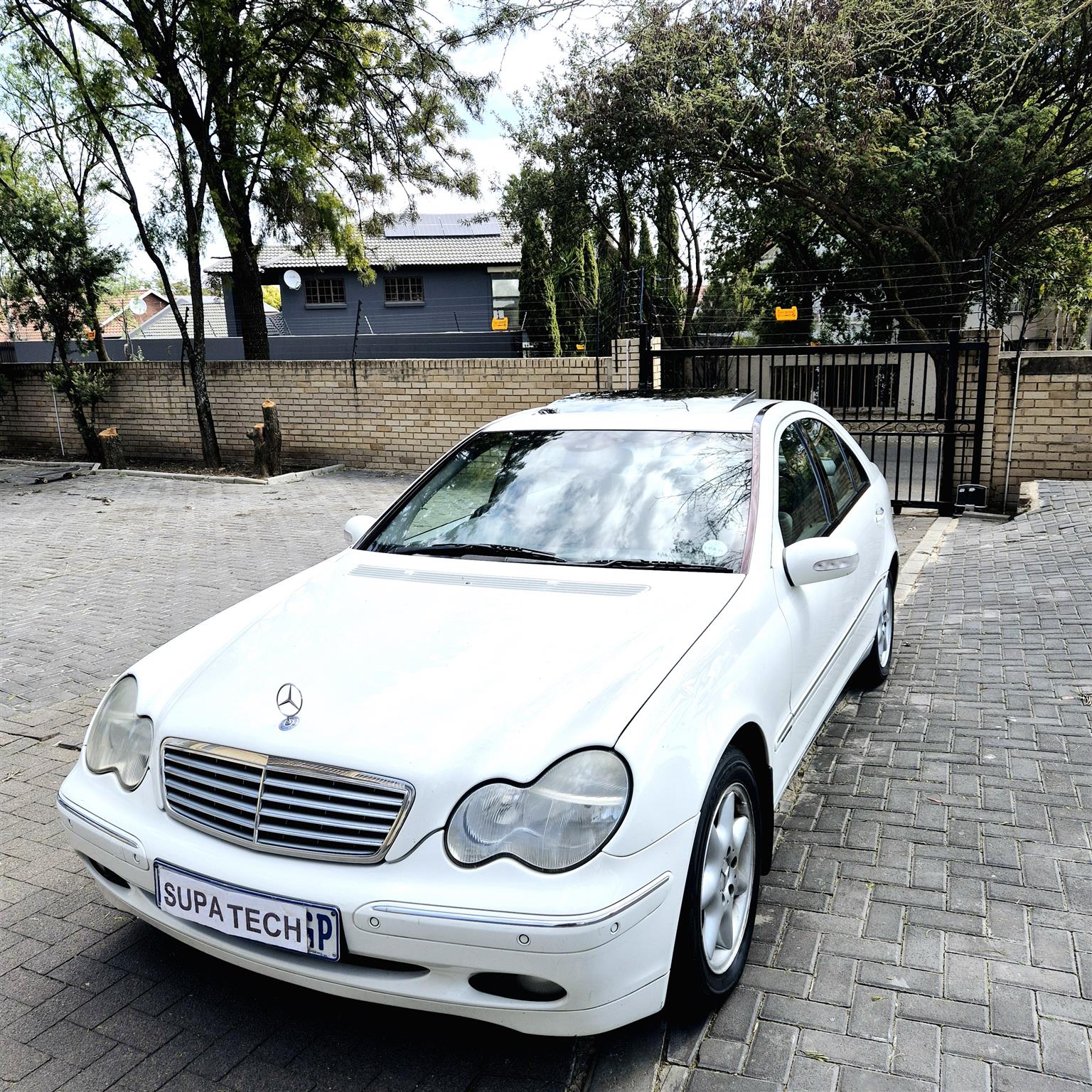 Used 2003 Mercedes-Benz C-Class C240 Elegance - Private Seller Used 2003 Mercedes-Benz C-Class C240 Elegance - Private Seller