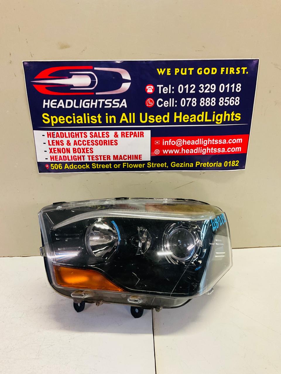 Mahindra Scorpio S10/S11 LH halogen headlight with daylight running light (2018) - Private Seller Mahindra Scorpio S10/S11 LH halogen headlight with daylight running light (2018) - Private Seller