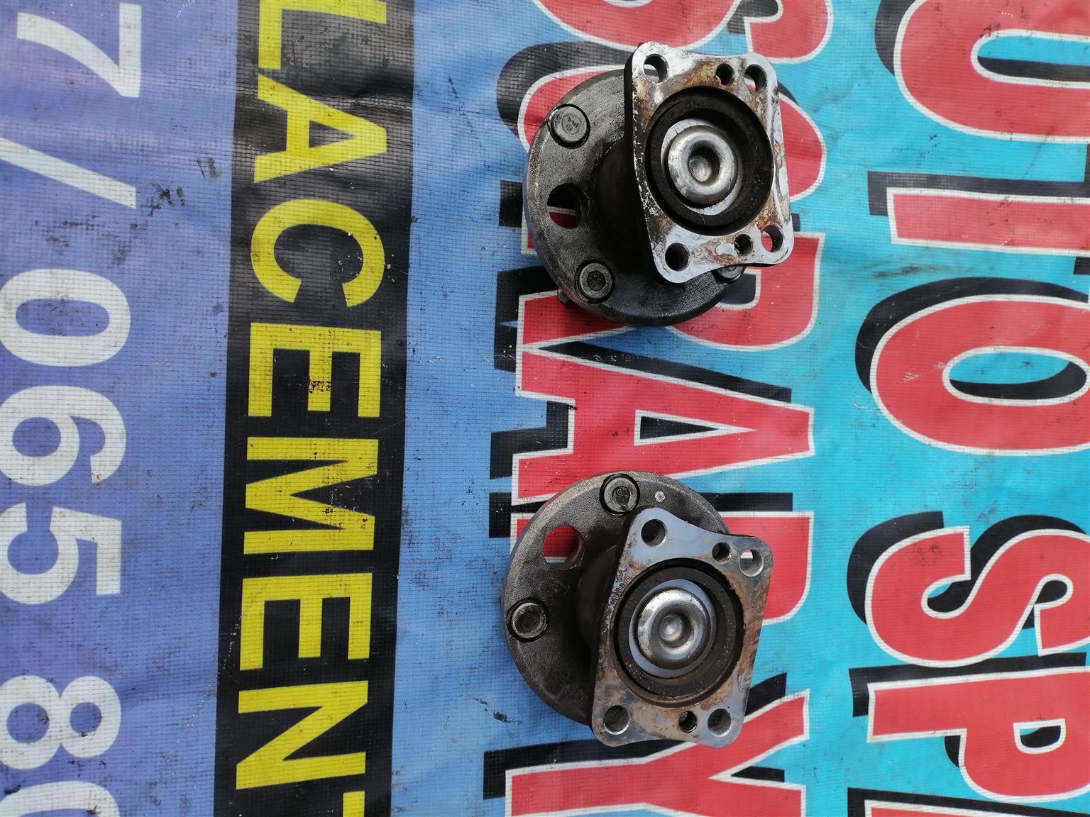Ford figo rear hub bearing - Private Seller Ford figo rear hub bearing - Private Seller