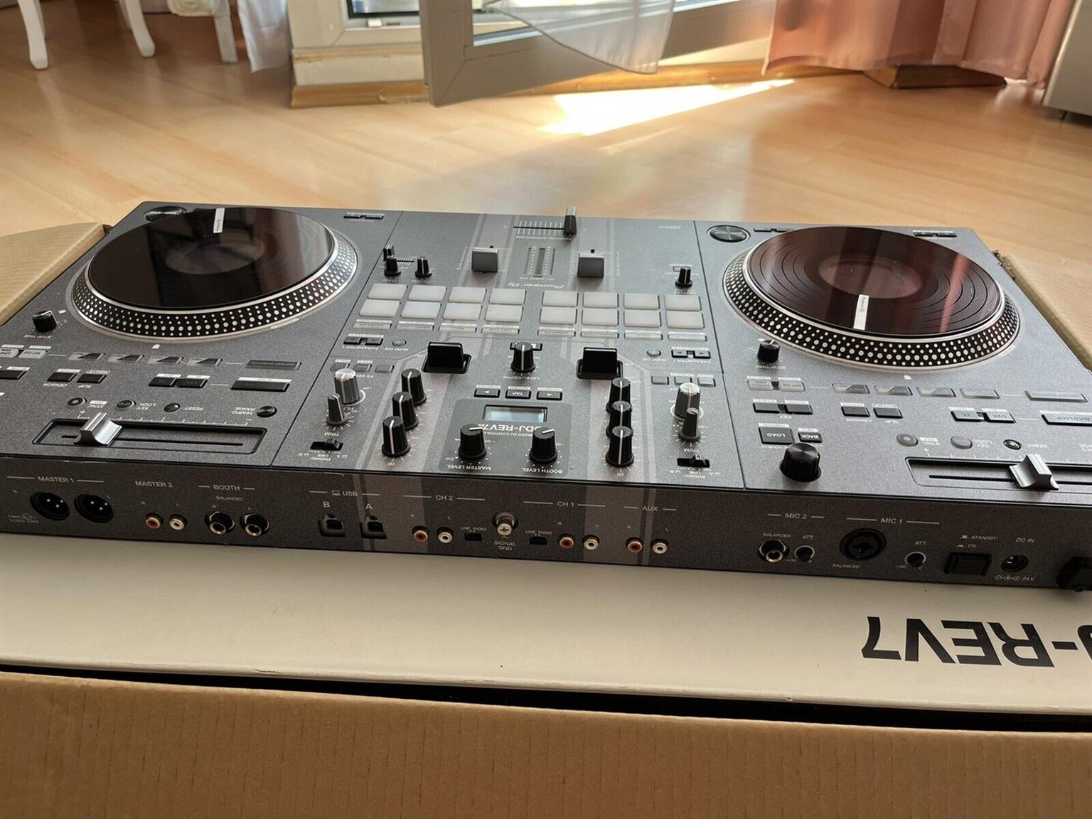 Clean Pioneer DDJ REV 7