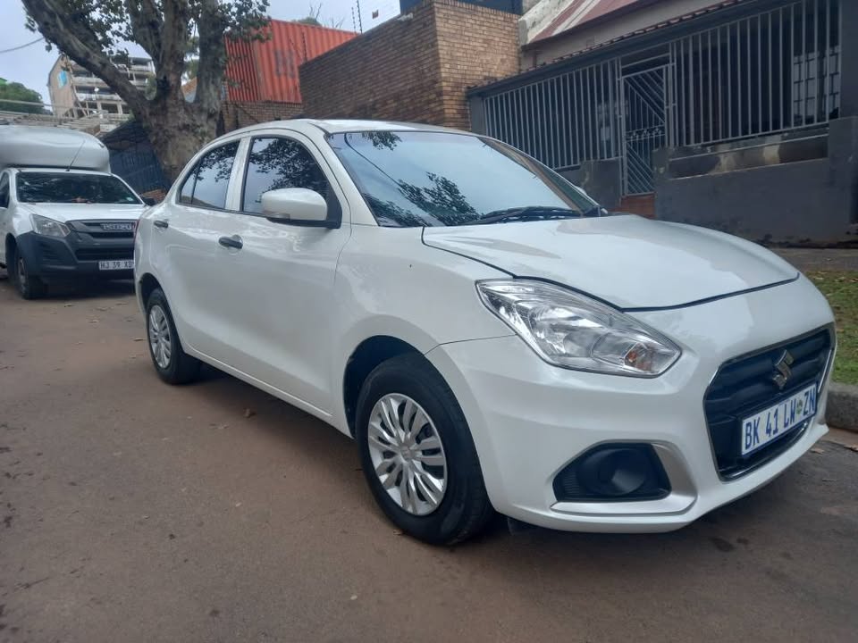 2022 SUZUKI DZIRE 1.2 PETROL, MANUAL, WHITE, 66000KMS, Service book.