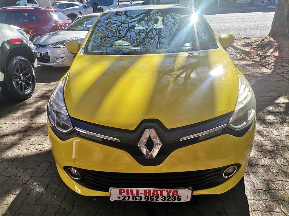 2015 RENAULT CLIO 4 900T MANUAL