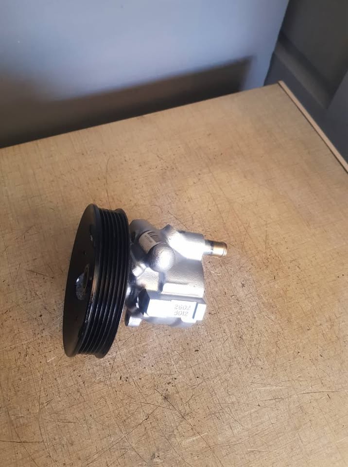 ORIGINAL OPEL POWER STEERING PUMP FORSALE - Private Seller