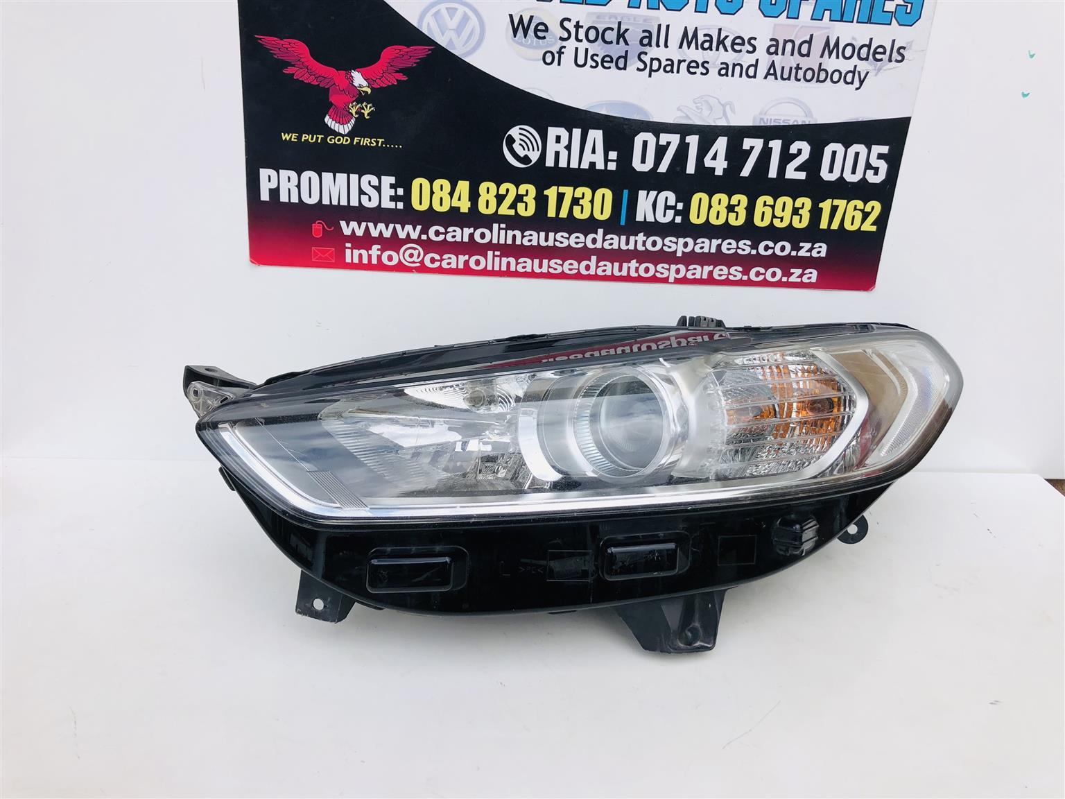 Ford Ford Fusion MK5 left side halogen headlight - Private Seller Ford Ford Fusion MK5 left side halogen headlight - Private Seller