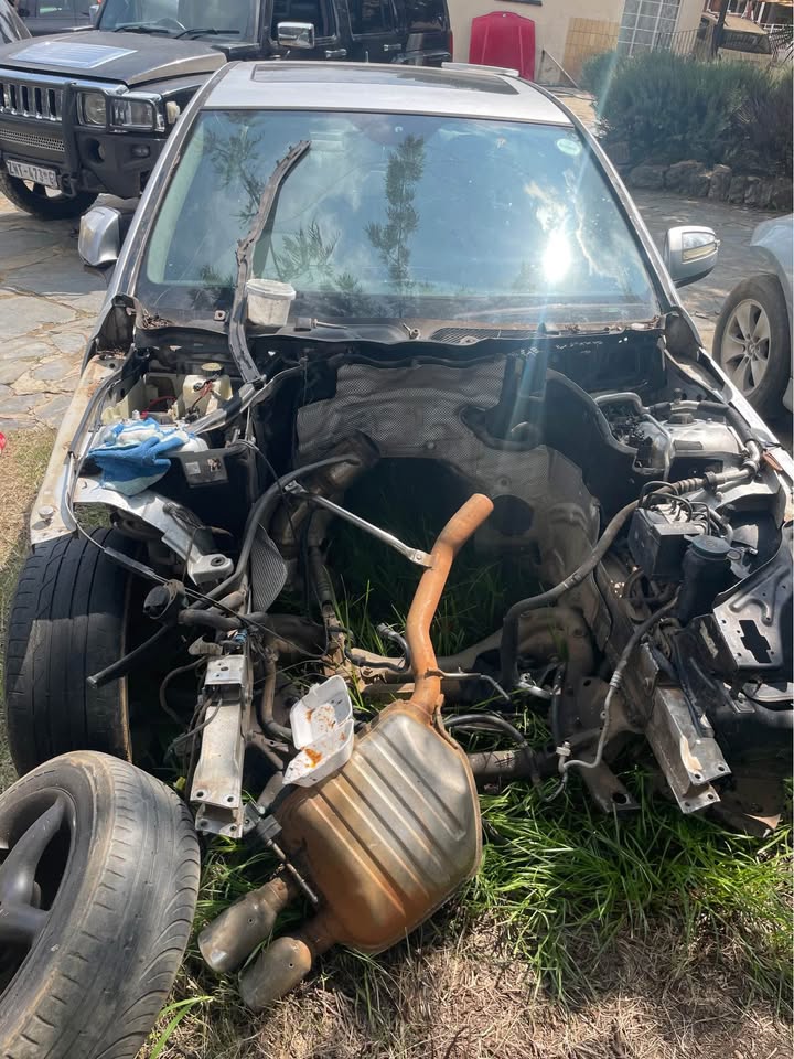 Mercedes Benz w204 stripping for spares