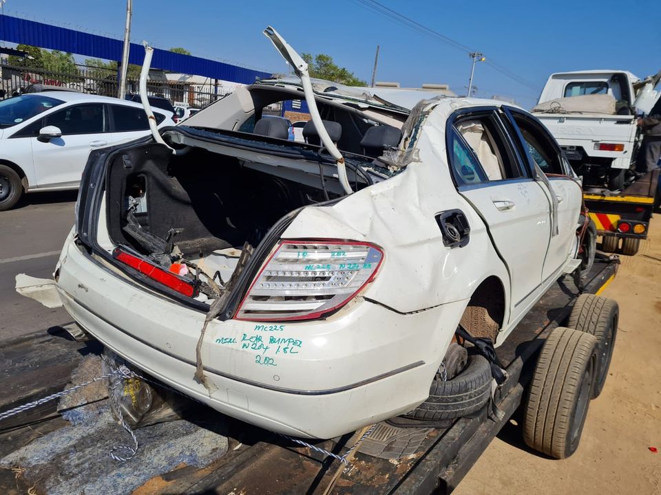 Mercedes Benz C200 W204 C-Class 2012 quarter section for sale - Private Seller Mercedes Benz C200 W204 C-Class 2012 quarter section for sale - Private Seller