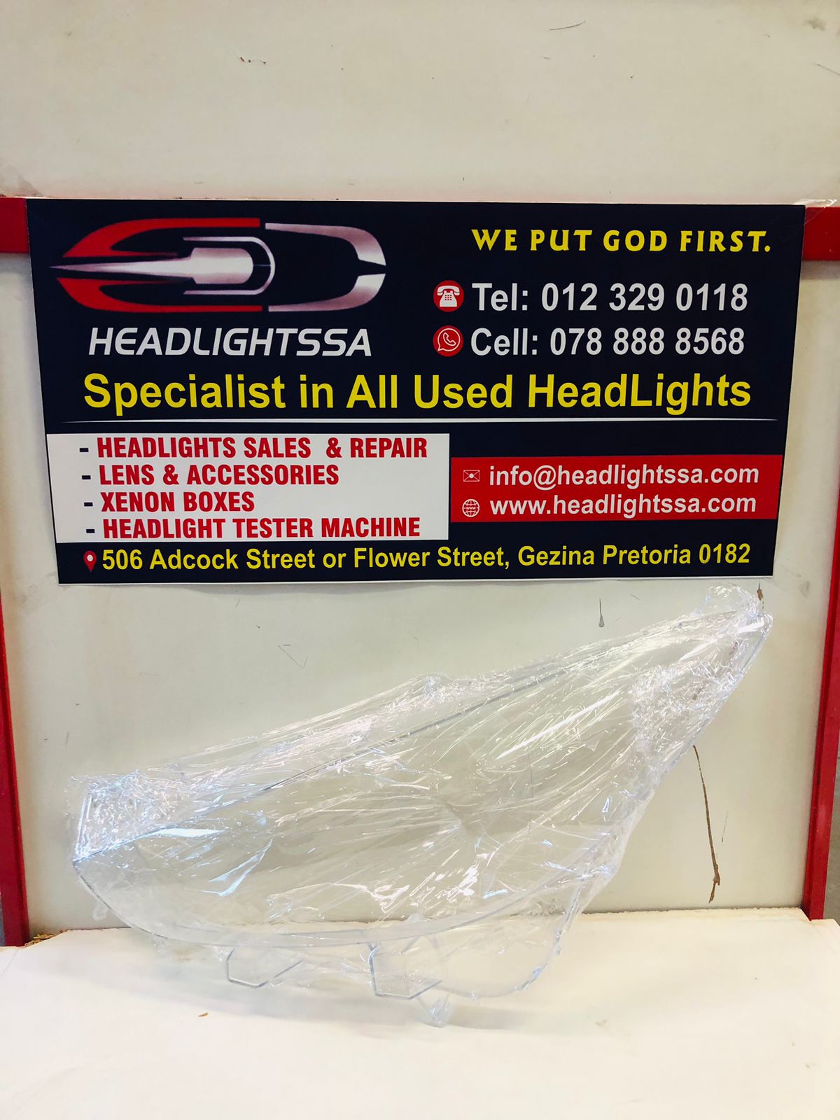 Mazda 3 left side side headlight lens - Private Seller Mazda 3 left side side headlight lens - Private Seller