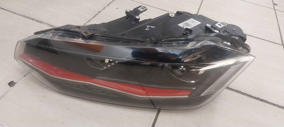 VW POLO 8 GTI LEFT HAND SIDE HEADLIGHT AVAILABLE