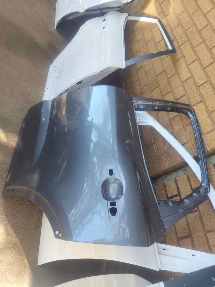 Jaguar E pace left rear door shell - Private Seller Jaguar E pace left rear door shell - Private Seller