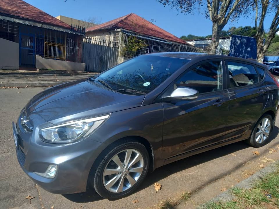 2016 Hyundai Accent HATCHBACK 1.6 Automatic, 80000kms