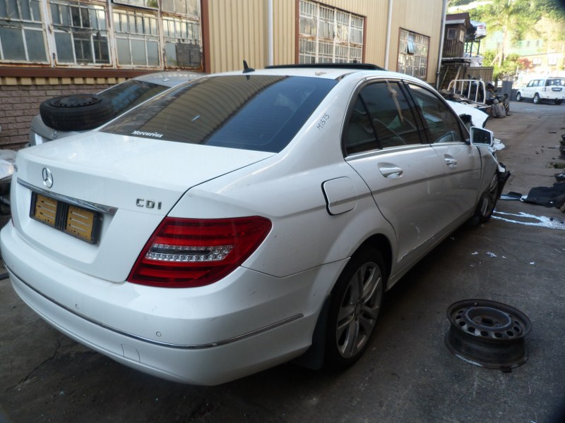 Mercedes C200 CDi Avantgarde W204 AT White - 2014 SPARESBOYZ STRIPPING FOR SPARE - Private Seller Mercedes C200 CDi Avantgarde W204 AT White - 2014 SPARESBOYZ STRIPPING FOR SPARE - Private Seller