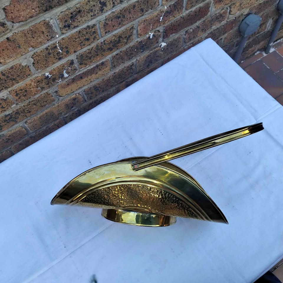 Bronze flower or fruit basket