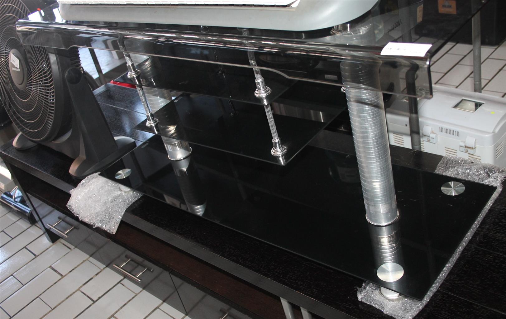 Black glass tv stand S047474A #Rosettenvillepawnshop