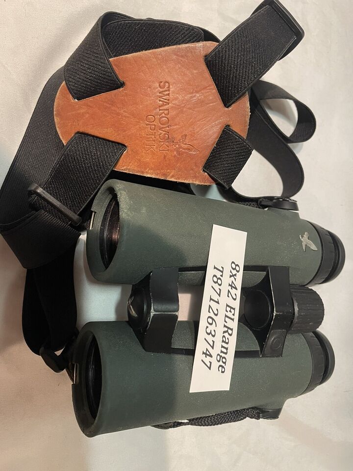 swarovski binoculars 8x42 Range
