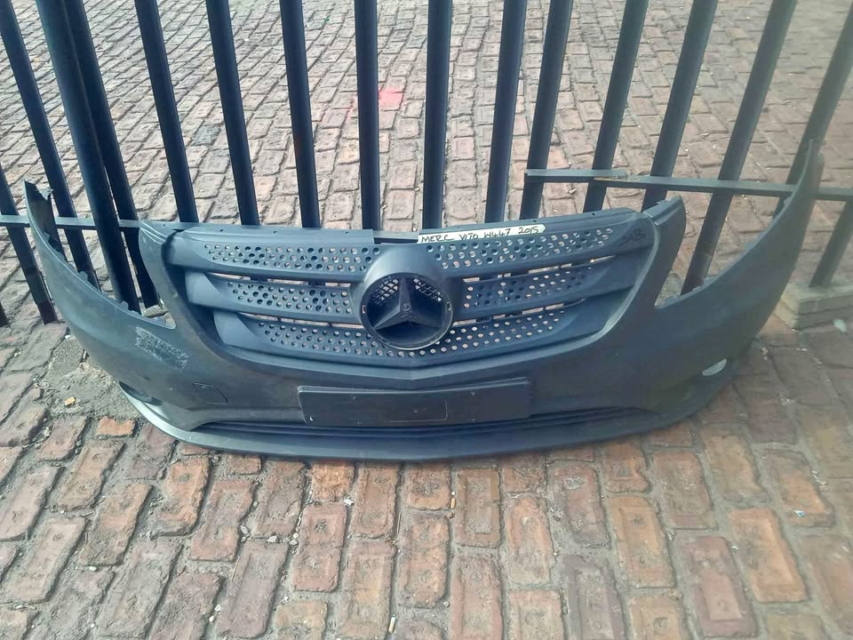 Mercedes Benz W447 front bumper 2015