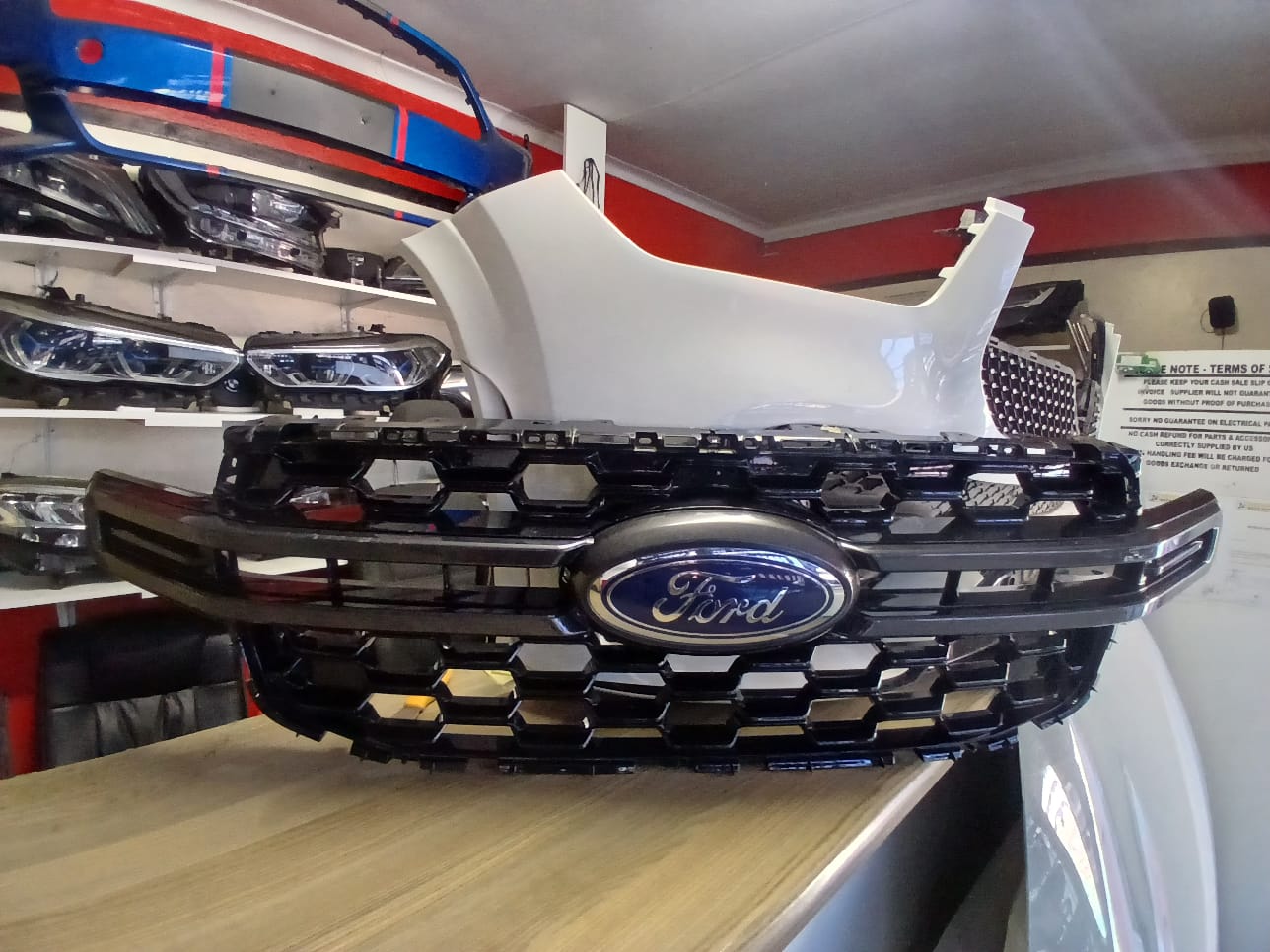 2023 FORD RANGER NEXT GEN T9 MAIN GRILL FOR FRONT BUMPER - Private Seller 2023 FORD RANGER NEXT GEN T9 MAIN GRILL FOR FRONT BUMPER - Private Seller