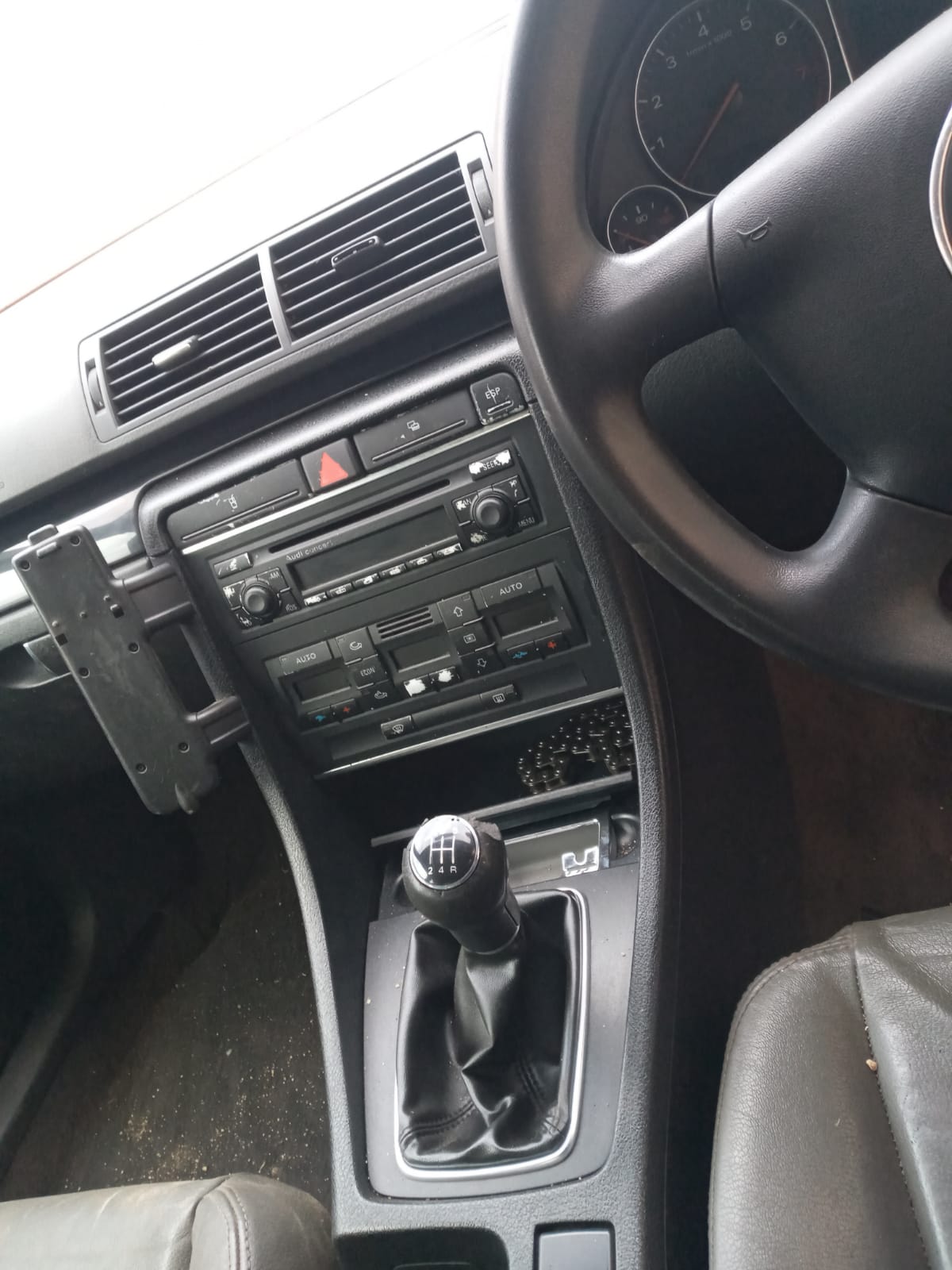 2004 Audi A4 B6 ALT 2.0 Used Spares: Body parts - Private Seller