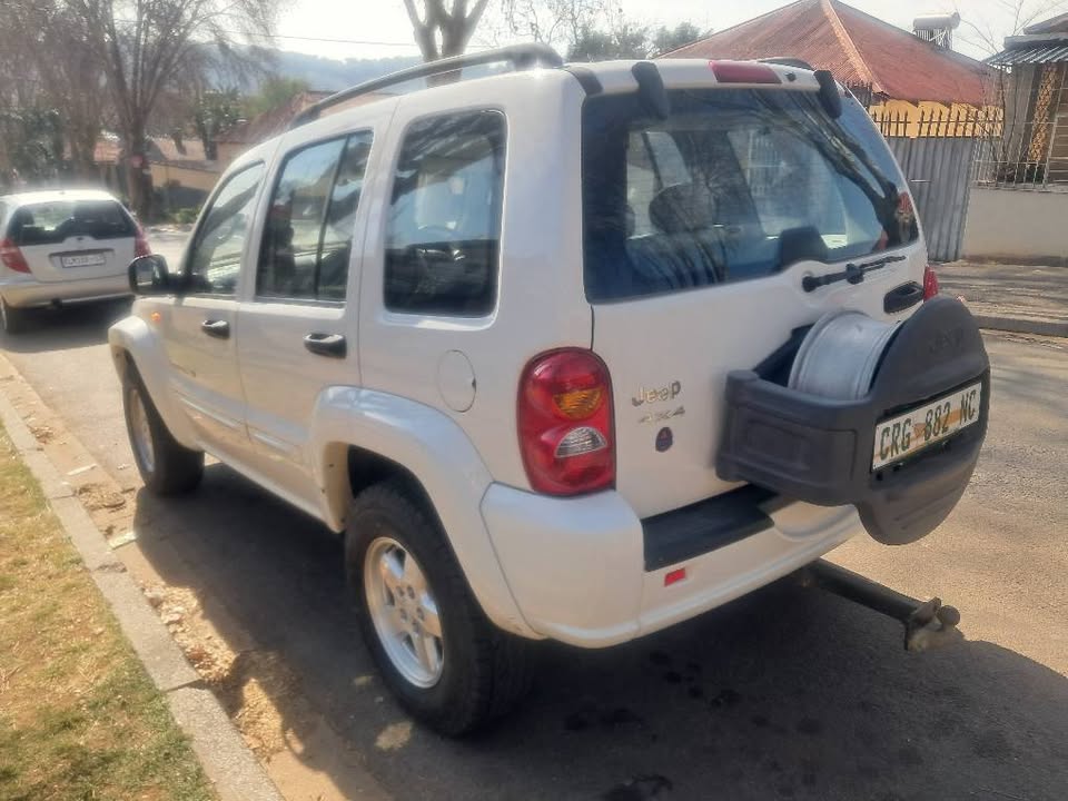 Jeep Cherokee 4x4 2.7 2003 Automatic