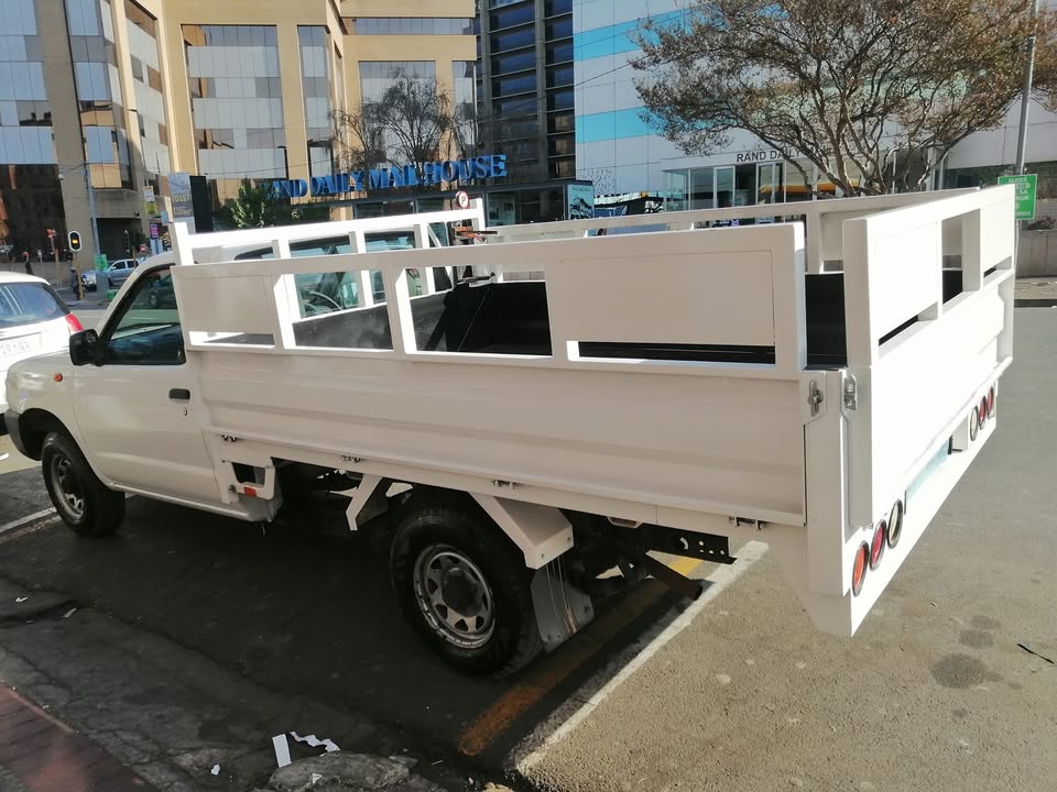 2017 Nissan NP300 2.0 Hardbody 105000