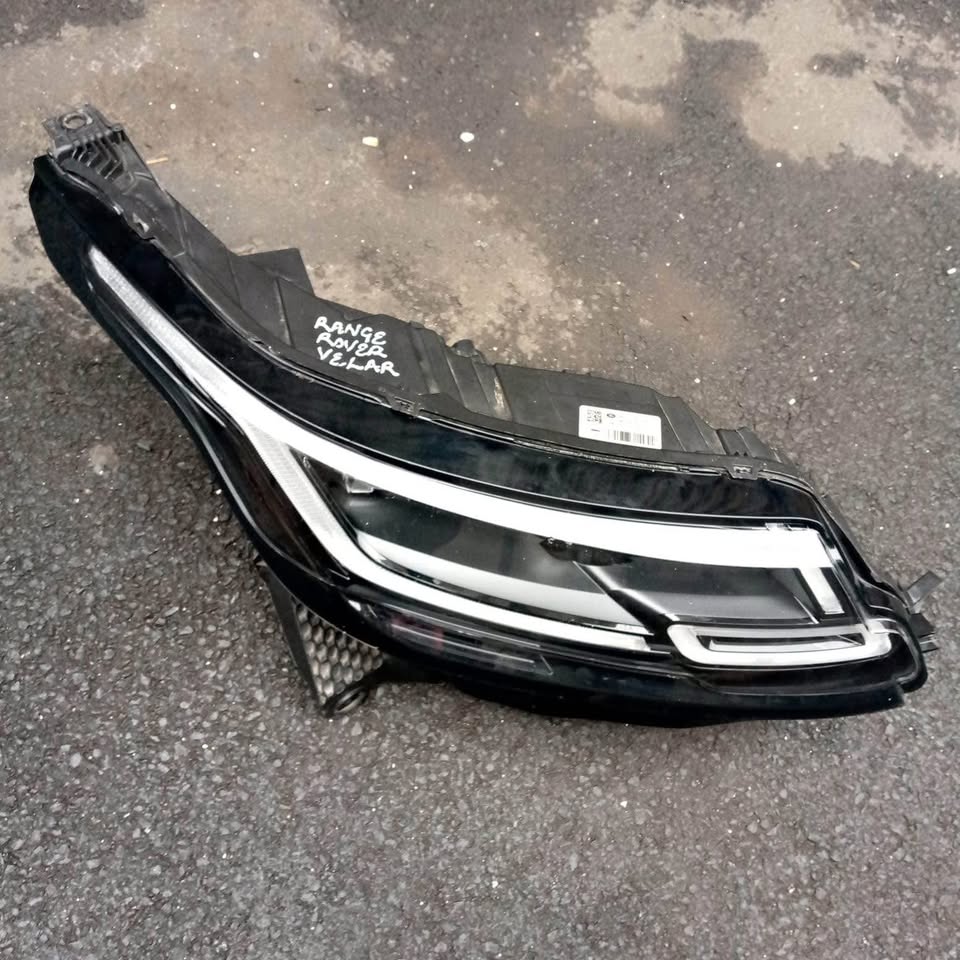 Range Rover Velar headlight - Private Seller Range Rover Velar headlight - Private Seller