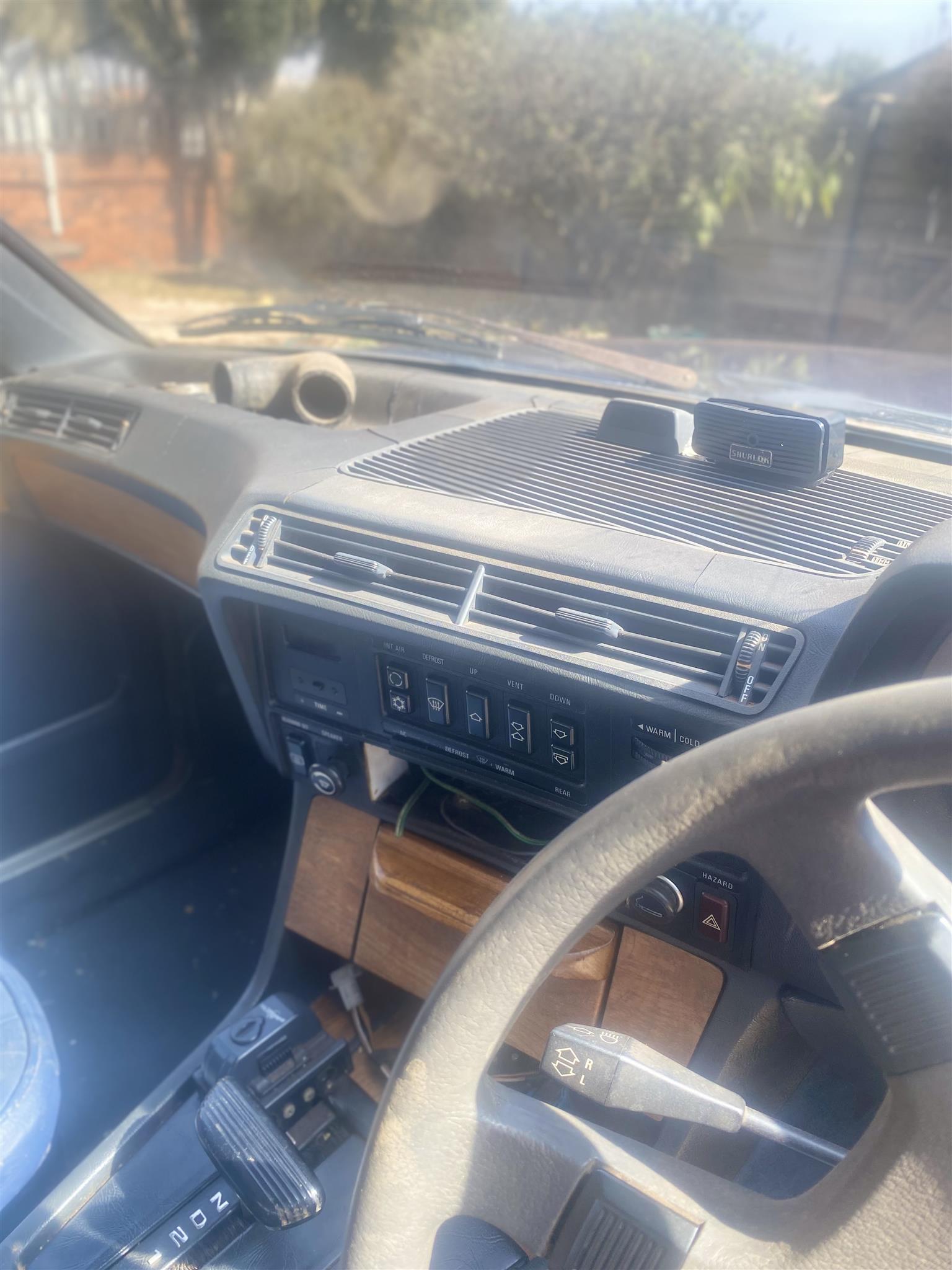 BMW 733i