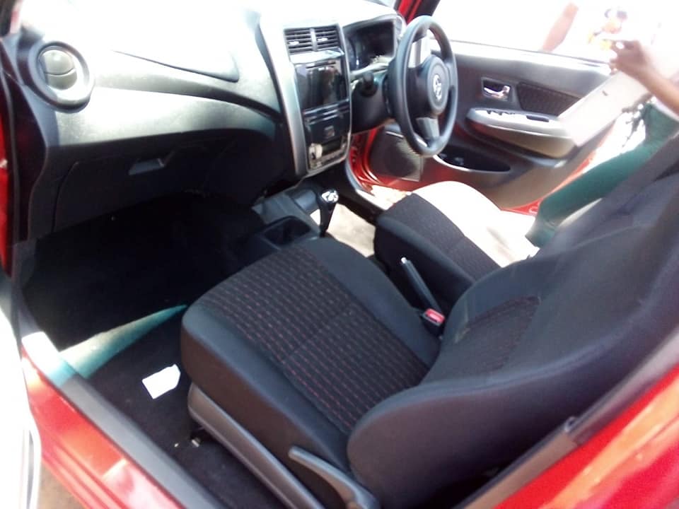2022 TOYOTA GYAYA 1.0  RED  SPARE KEY  SERVICE BOOK FULL SERVICE HISTORY