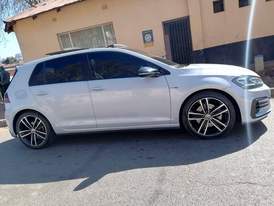 2018 VOLKSWAGEN GOLF 7.5 GTD AUTOMATIC TRANSMISSION WITH SUN ROOF