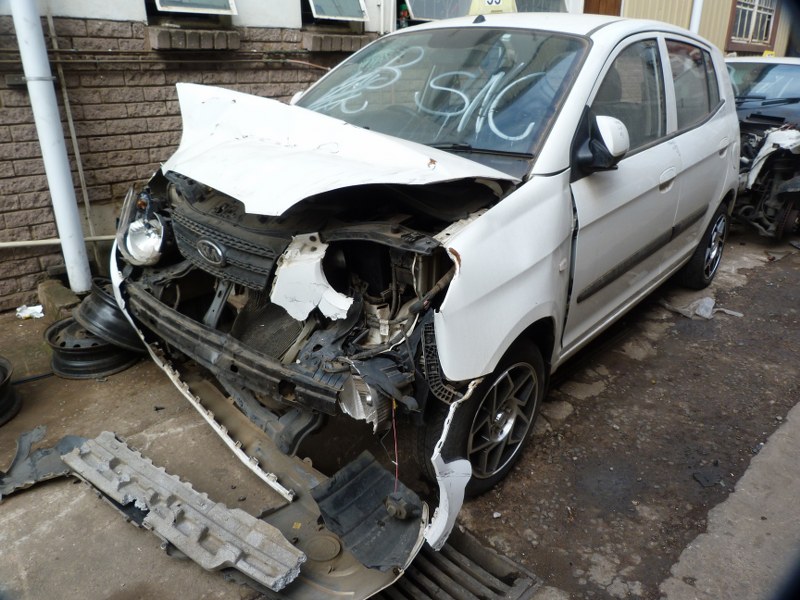 Kia Picanto 1.1 Manual - 2010 spares - Private Seller Kia Picanto 1.1 Manual - 2010 spares - Private Seller