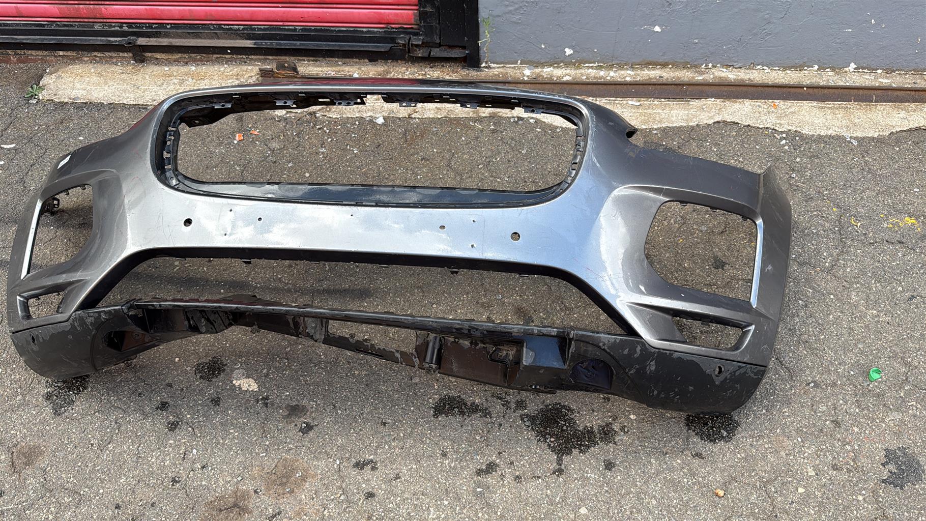 Jaguar E-pace front Bumper - Private Seller Jaguar E-pace front Bumper - Private Seller