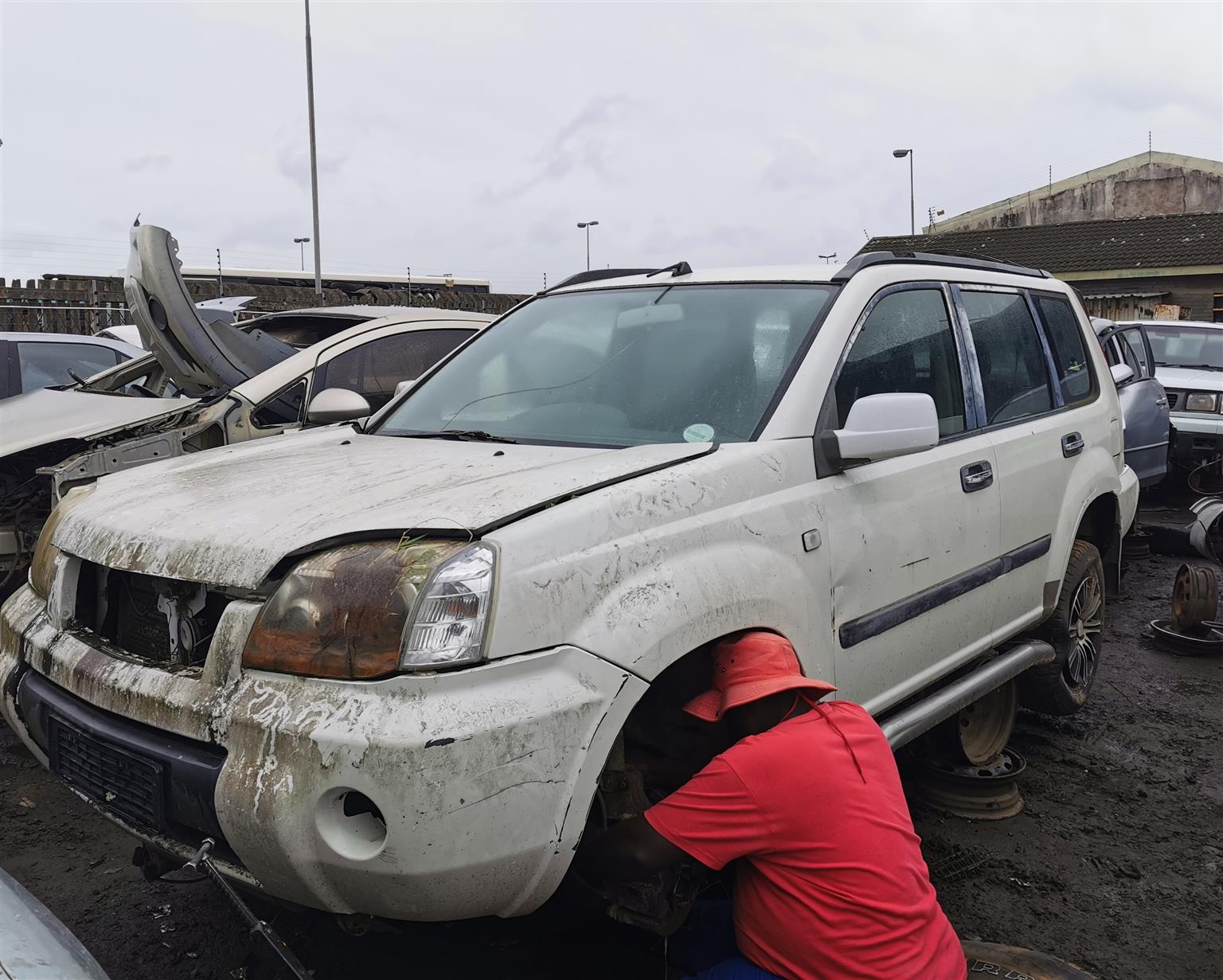 2005 Nissan X-Trail 2.0L - Stripping for Spares