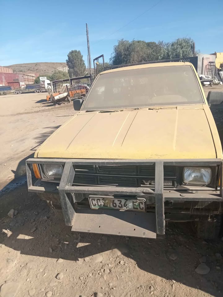 Nissan Hardbody Vg30 4x4 Stripping for spares - Private Seller
