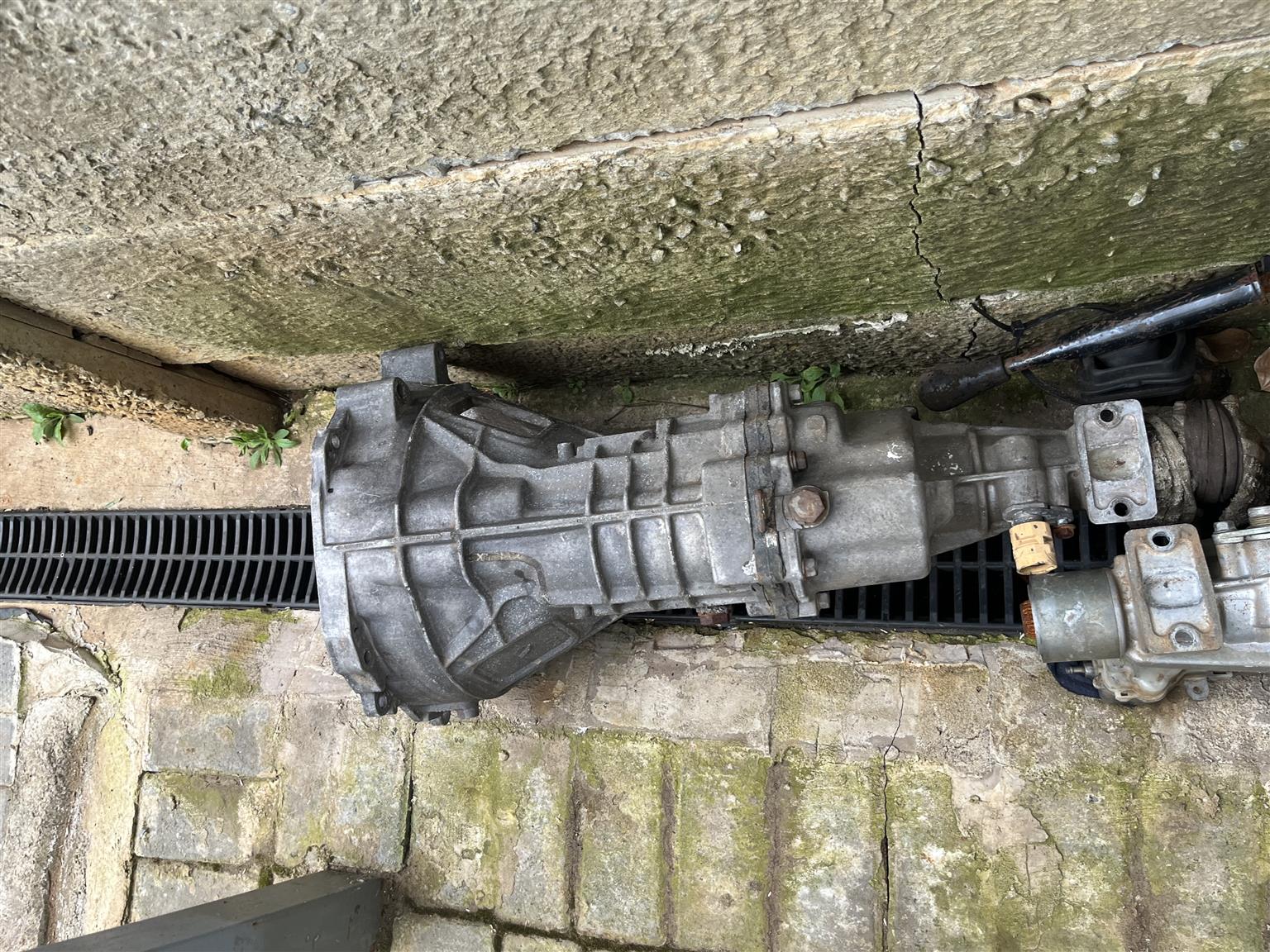 Gearboxes per unit - Private Seller Gearboxes per unit - Private Seller