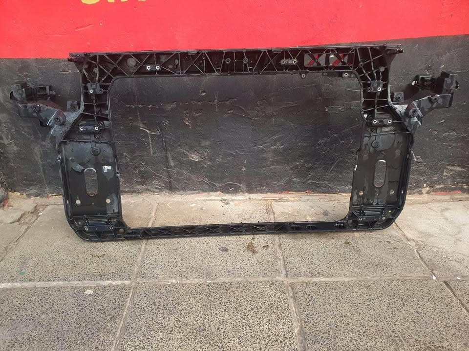 Kia Sportage cradle - Private Seller Kia Sportage cradle - Private Seller
