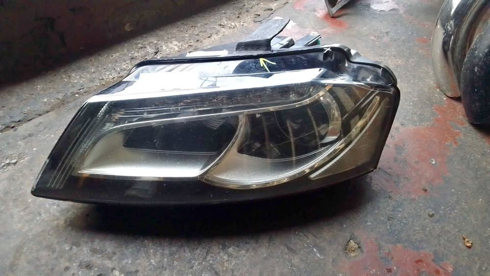 Audi A3 headlight - Private Seller Audi A3 headlight - Private Seller