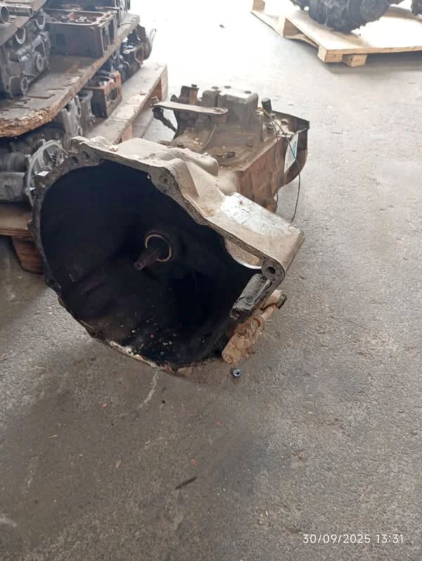 MAZDA SLC MANUAL GEARBOX - Private Seller MAZDA SLC MANUAL GEARBOX - Private Seller
