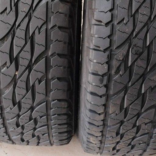 Toyota Fortuner OEM rims and Bridgestone A/T
