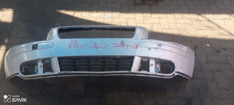 VOLVO S40 2006 FRONT BUMPER FOR SALE - Private Seller