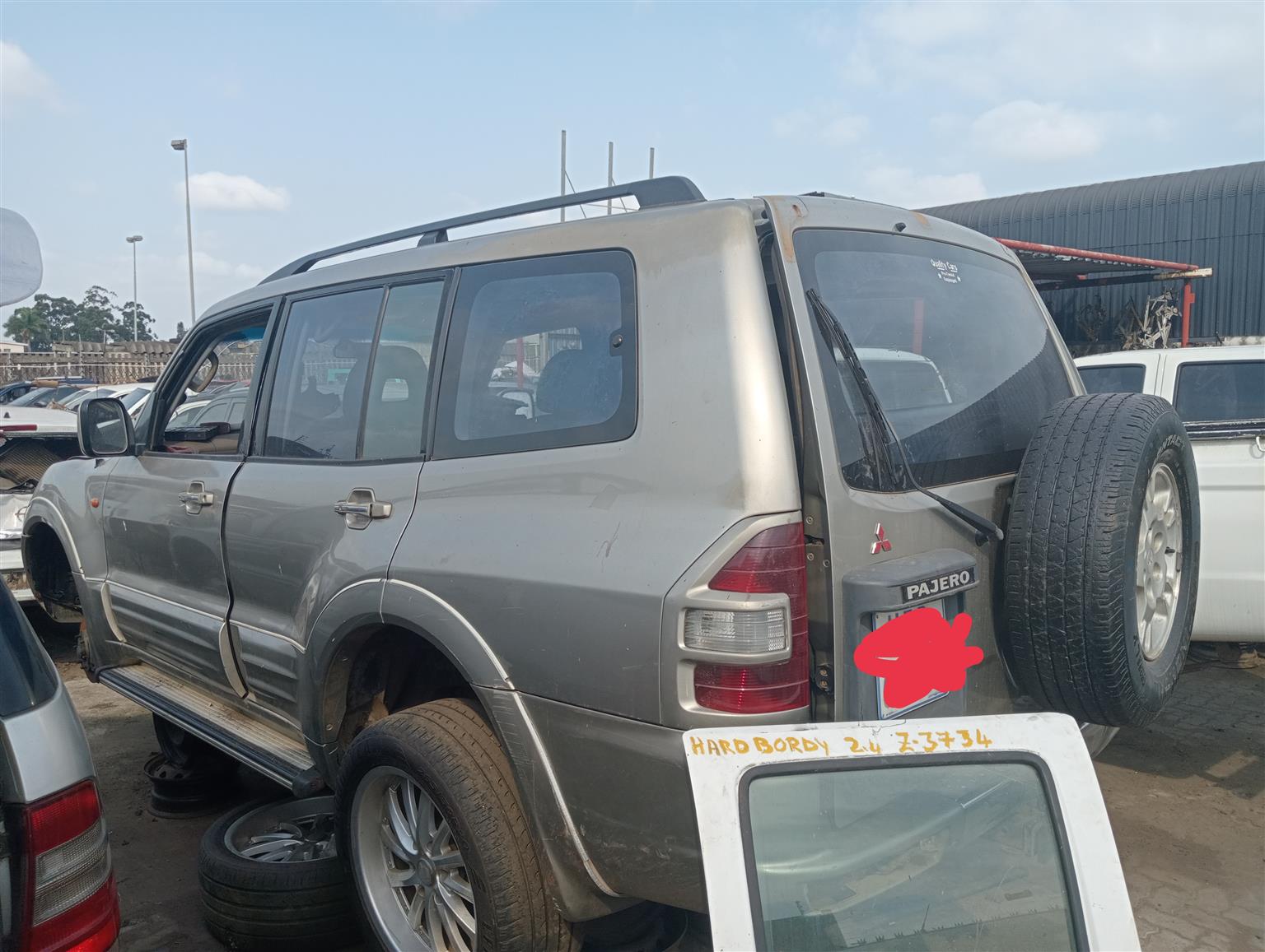 2001 Mitsubishi Pajero 3.0 V6 - Stripping for Spares