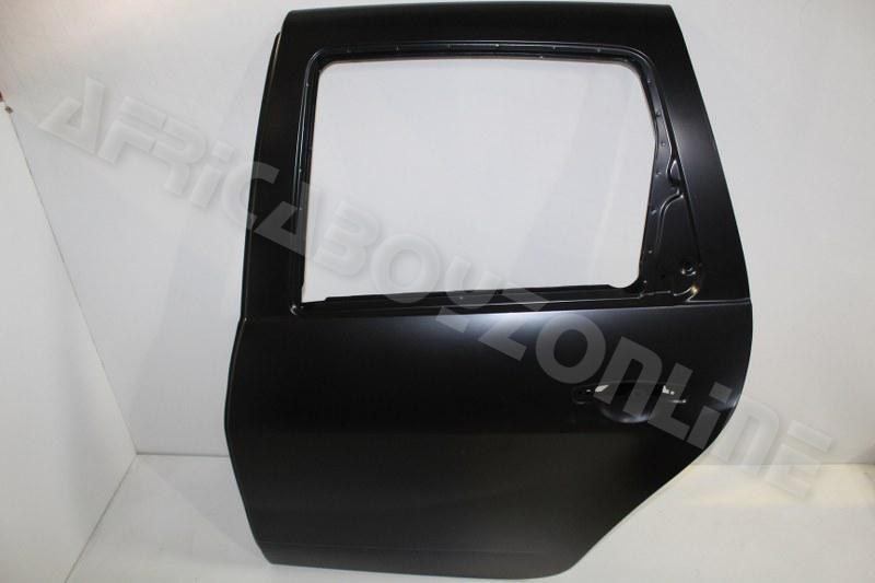 RENAULT CLIO 4 2013 BRAND NEW BODY PANELS AND DOORS FOR SALE - Private Seller