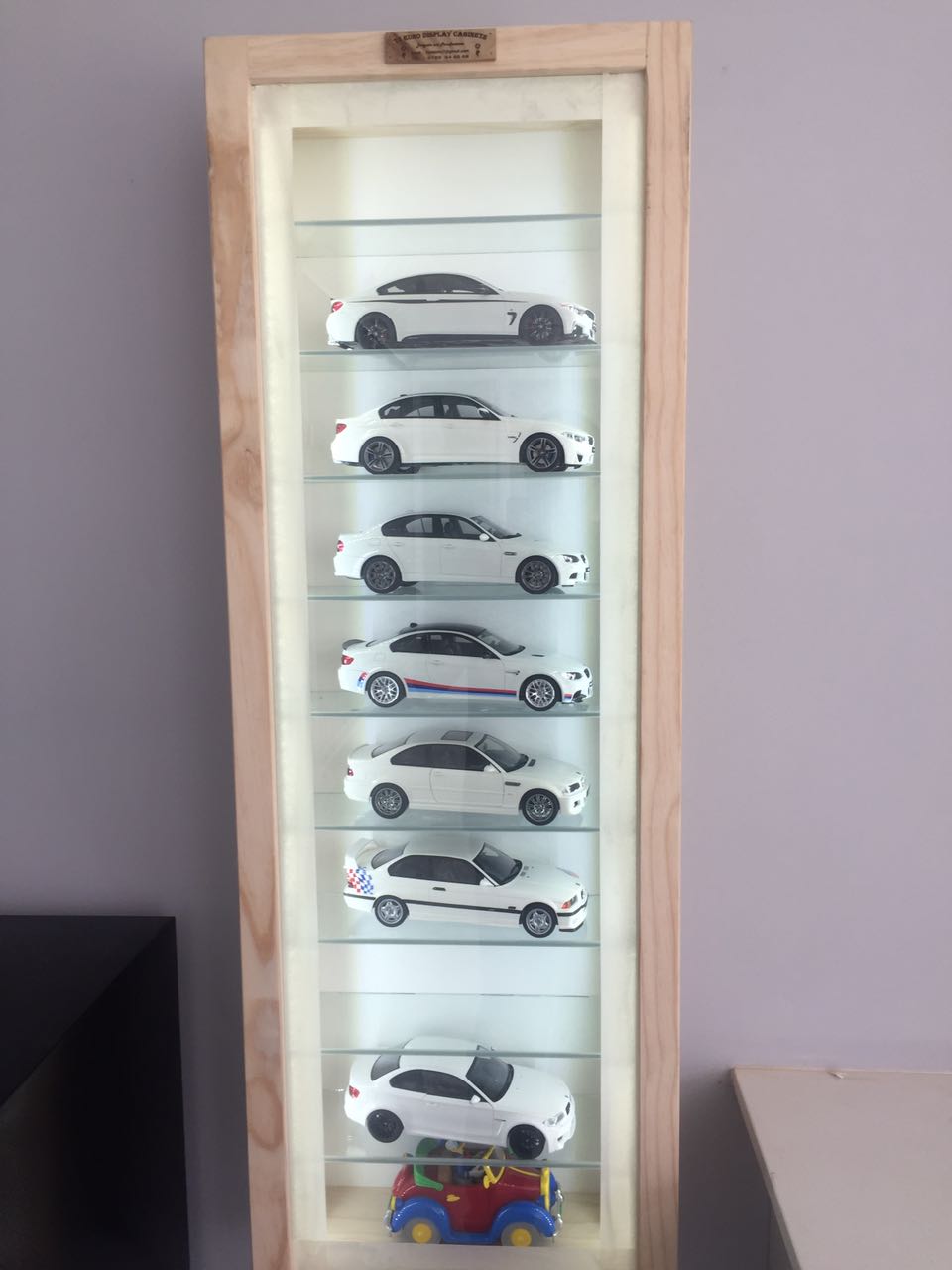 Model Cars Display Cabinets Dust Proof Junk Mail