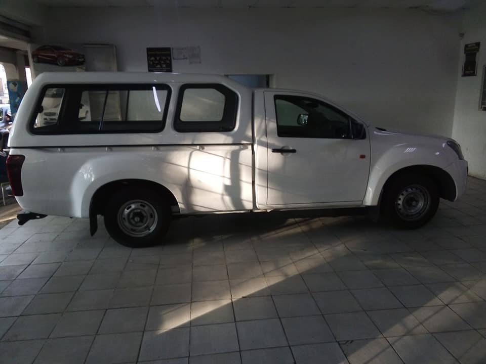 2021 ISUZU D MAX 250 SINGLE CAB  MANUAL, DIESEL, WHITE,  SPAREKEY, SERVICE BOOK