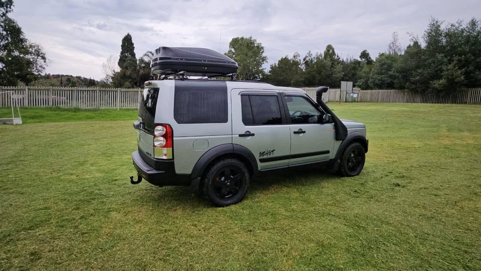 ⏳ Drive in Style: Land Rover Discovery TDV6 Luxury with lots of extras – 7-Seater Urgent Sale