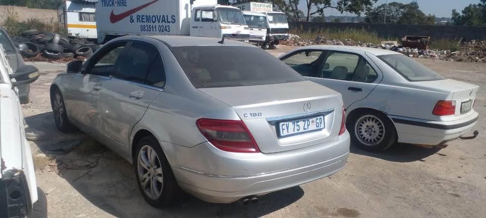2009 Mercedes Benz w204 kompressor 2791 stripping for spares - Private Seller 2009 Mercedes Benz w204 kompressor 2791 stripping for spares - Private Seller