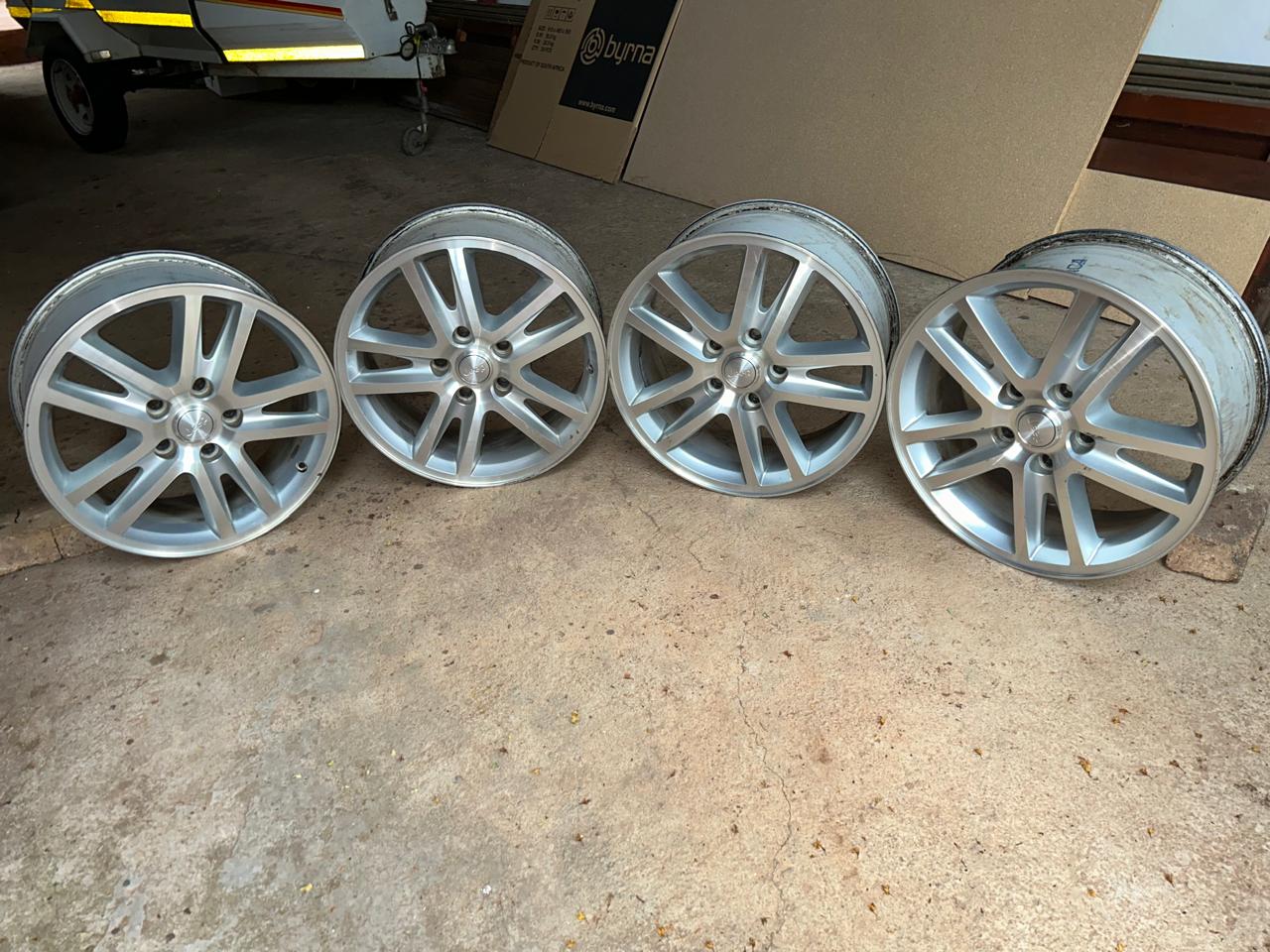 Jeep Grand Cherokee Rims for Sale - Private Seller Jeep Grand Cherokee Rims for Sale - Private Seller