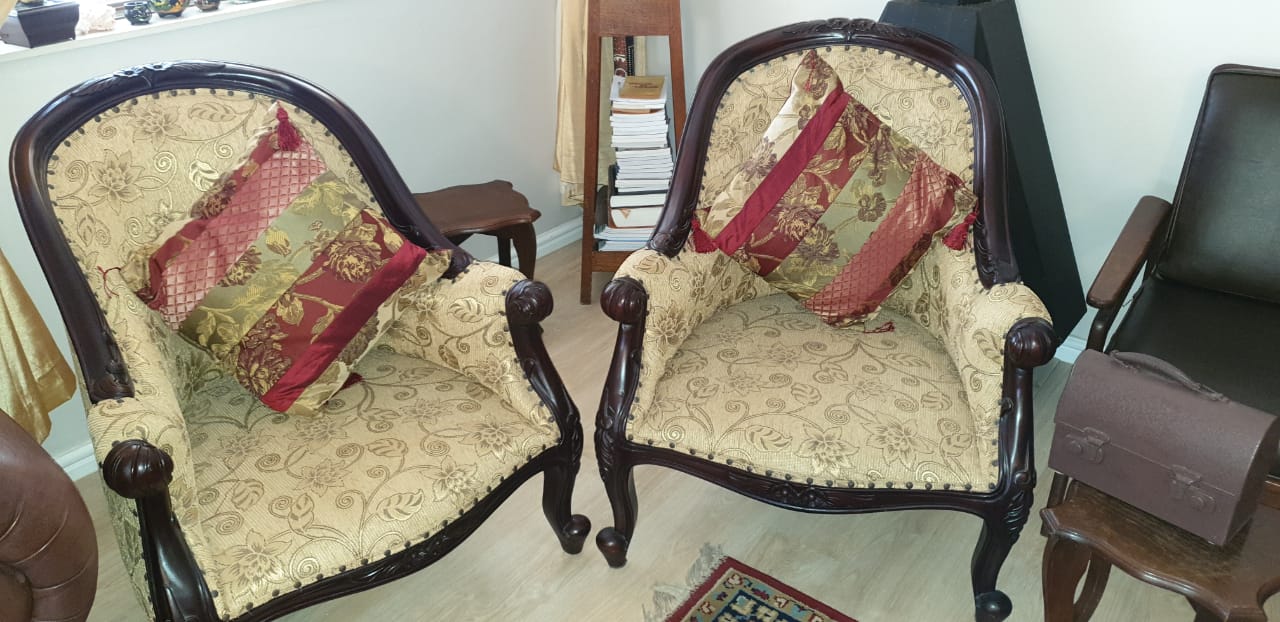 Antique Victorian Lounge Chairs Antique Victorian Lounge Chairs